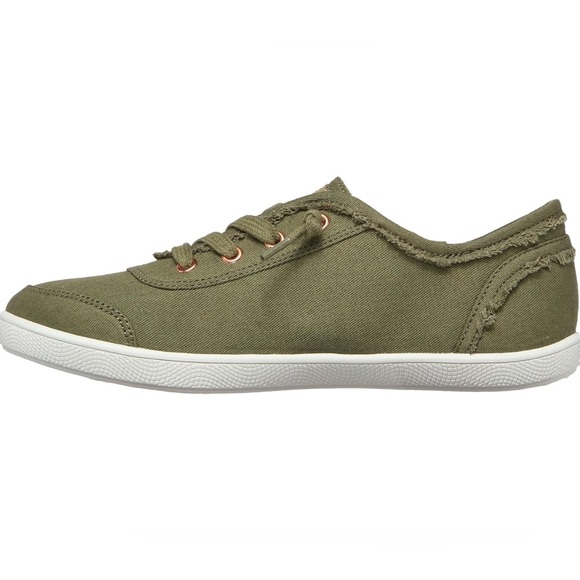 Skechers Women's Bobs w/ Memory Foam size 9.5 - Picture 2 of 8